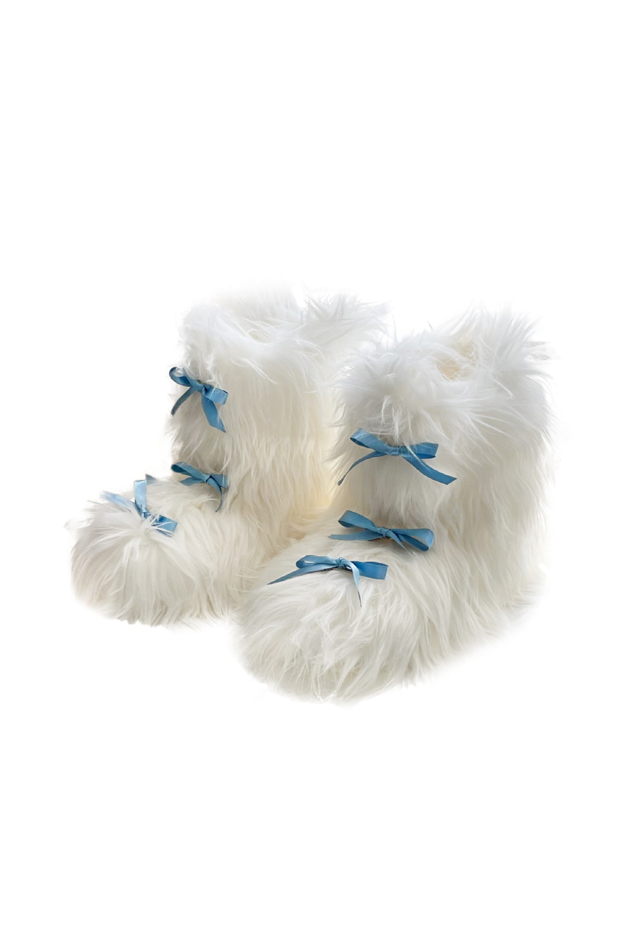 furry room boots (white)